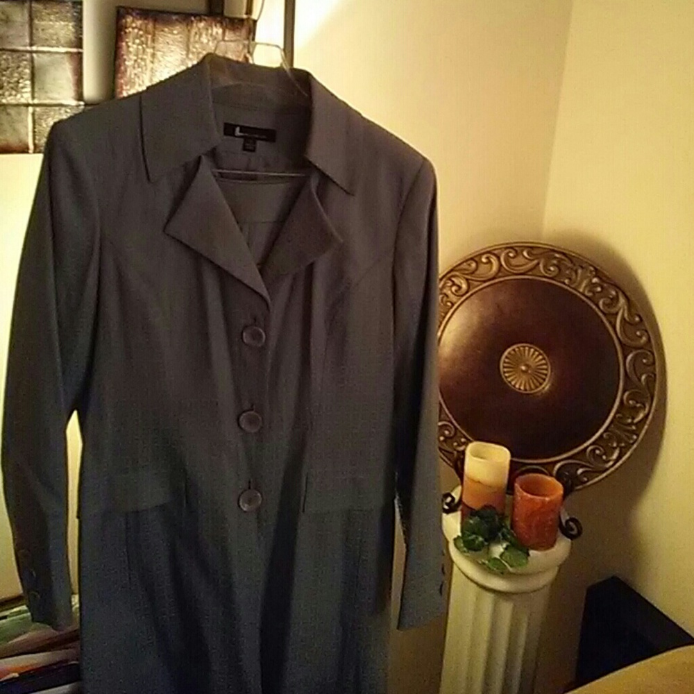 A ladies pant suit