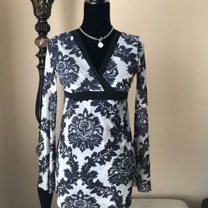 White House Black Market Blouse