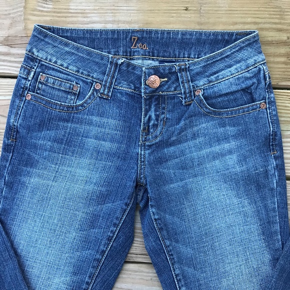 ZCO Jeans Women's Denim Blue Jeans Boot Cut Size 7 - Picture 2 of 8