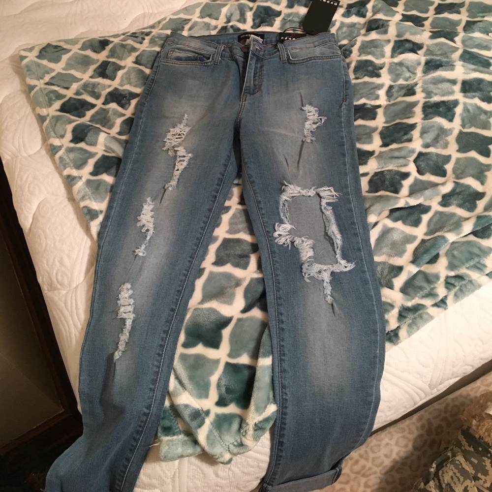 FASHION NOVA JEANS