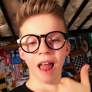 Meet your Posher, Jonny