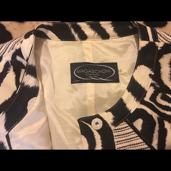 Magaschoni New York Zebra Print Jacket - Picture 6 of 6