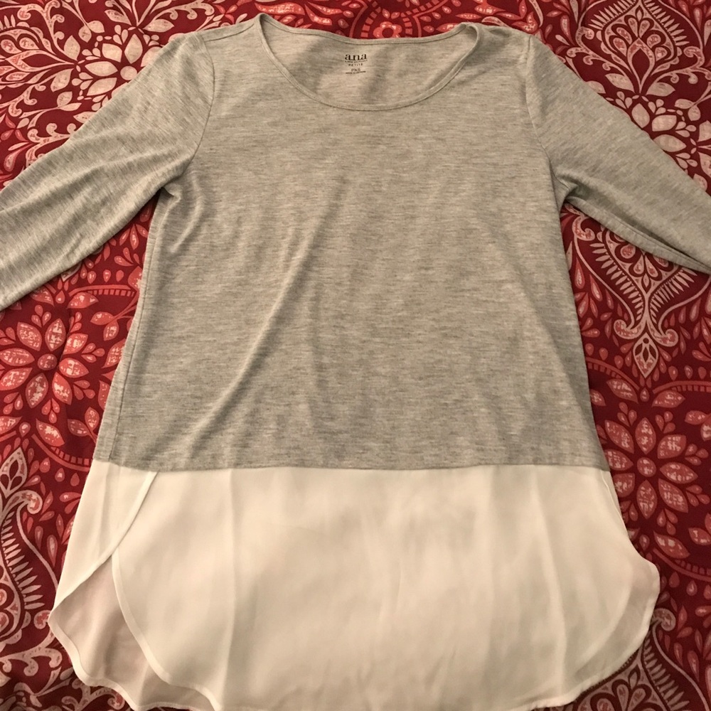 3/4 Sleeve Grey Top