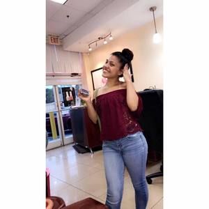 Meet your Posher, Brianna