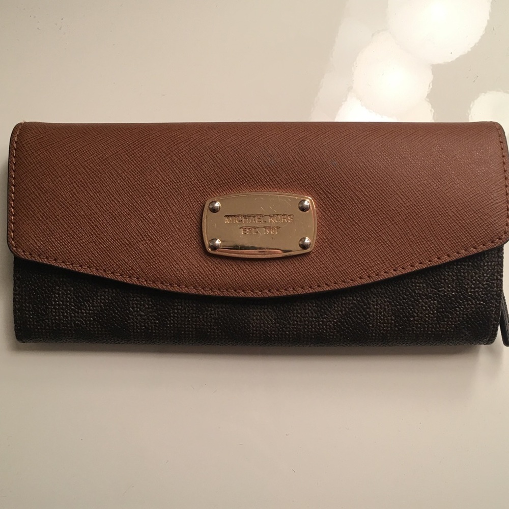 MICHAEL KORS WALLET