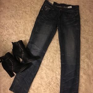 Machine nouvelle mode jeans