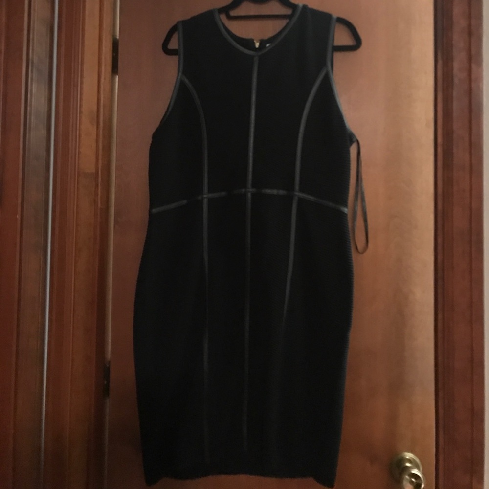Gorgeous Calvin Klein dress XL. NWOT