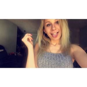 Meet your Posher, Elizabeth