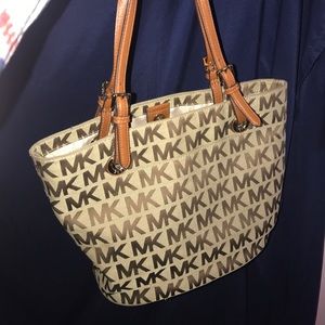 Michael Kors purse