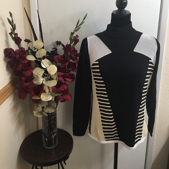 💜Ashley Stewart Chic Sweater💜 - Picture 1 of 6