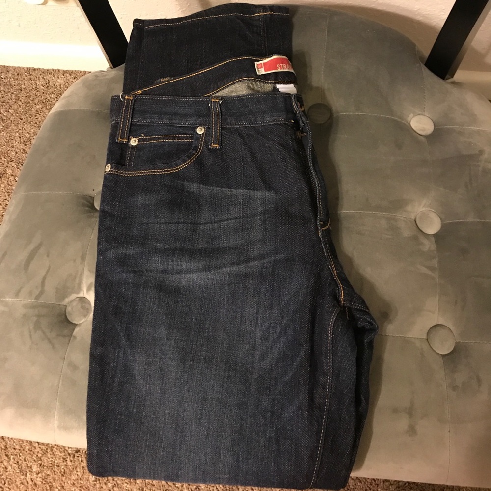 Gap Straight Fit Jeans