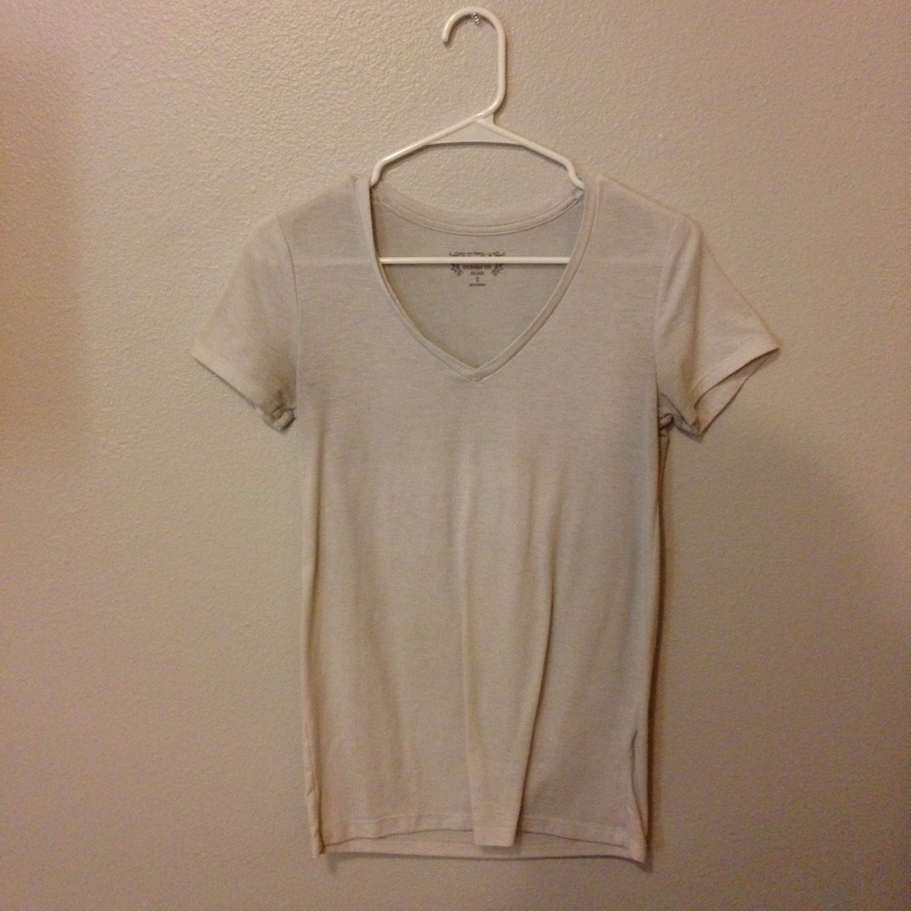 Tight white tee