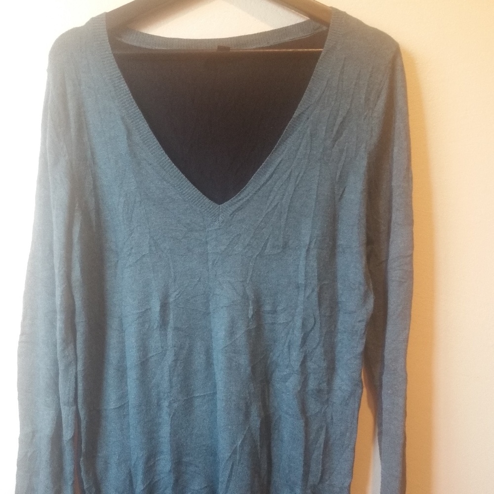 Mossimo Color Block Vneck
