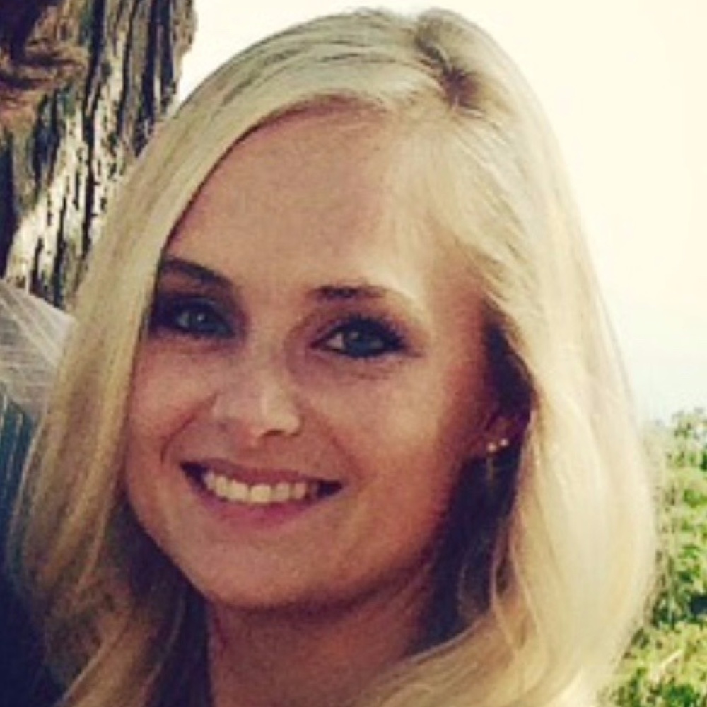 Meet your Posher, Danielle