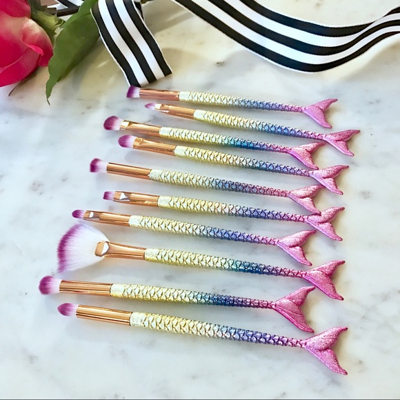 🎉HP🎉 10pc Mermaid Tail Makeup Brush Set, Glitter - Picture 5 of 5