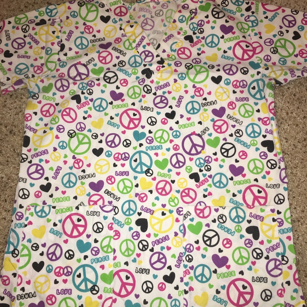 Scrub top - size Small/Medium.