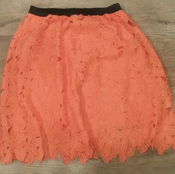 skirt - Picture 1 of 2