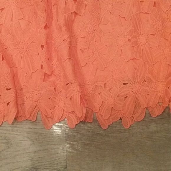 skirt - Picture 2 of 2