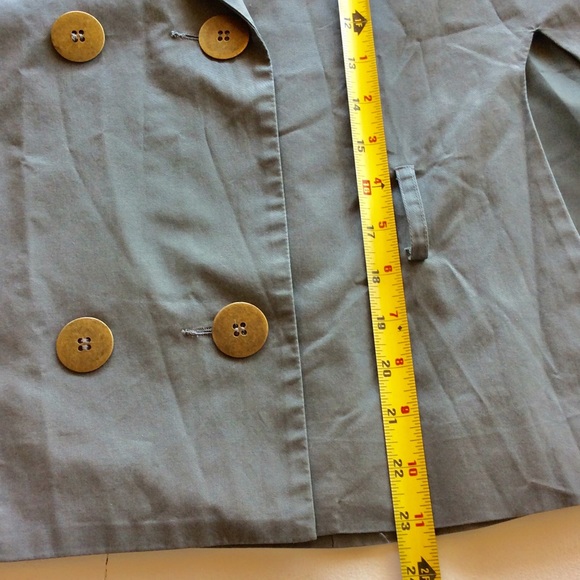 ♦️SOLD‼️Elizabeth Gillett Military Green Cape - Picture 3 of 8