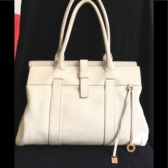 buying a hermes bag