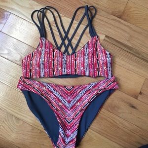 Printing Strappy Cross Back Padding Bikini Set