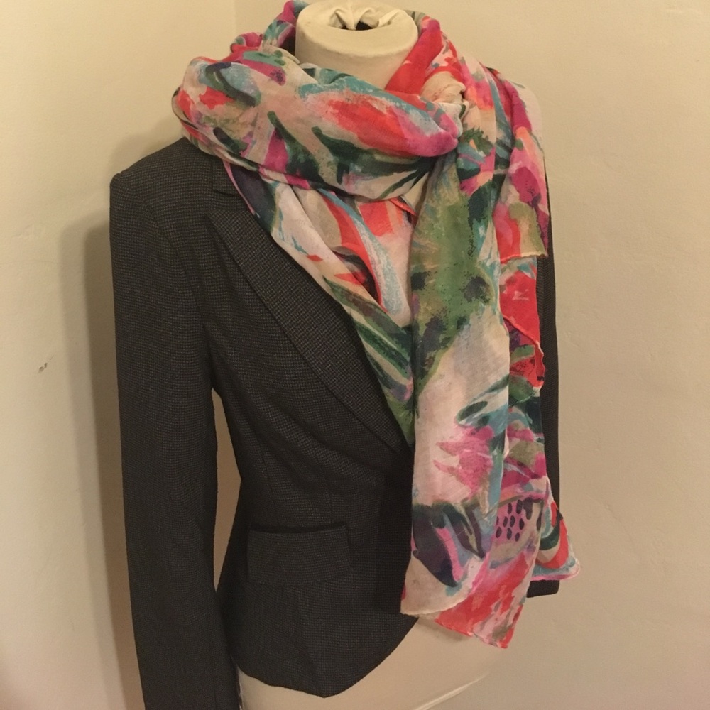⭐️LAST CALL- DONATING⭐️ Bright Floral Scarf