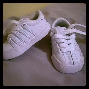 Infant k-swiss size 2 nwt