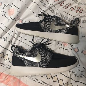 Snakeskin Nike roshes