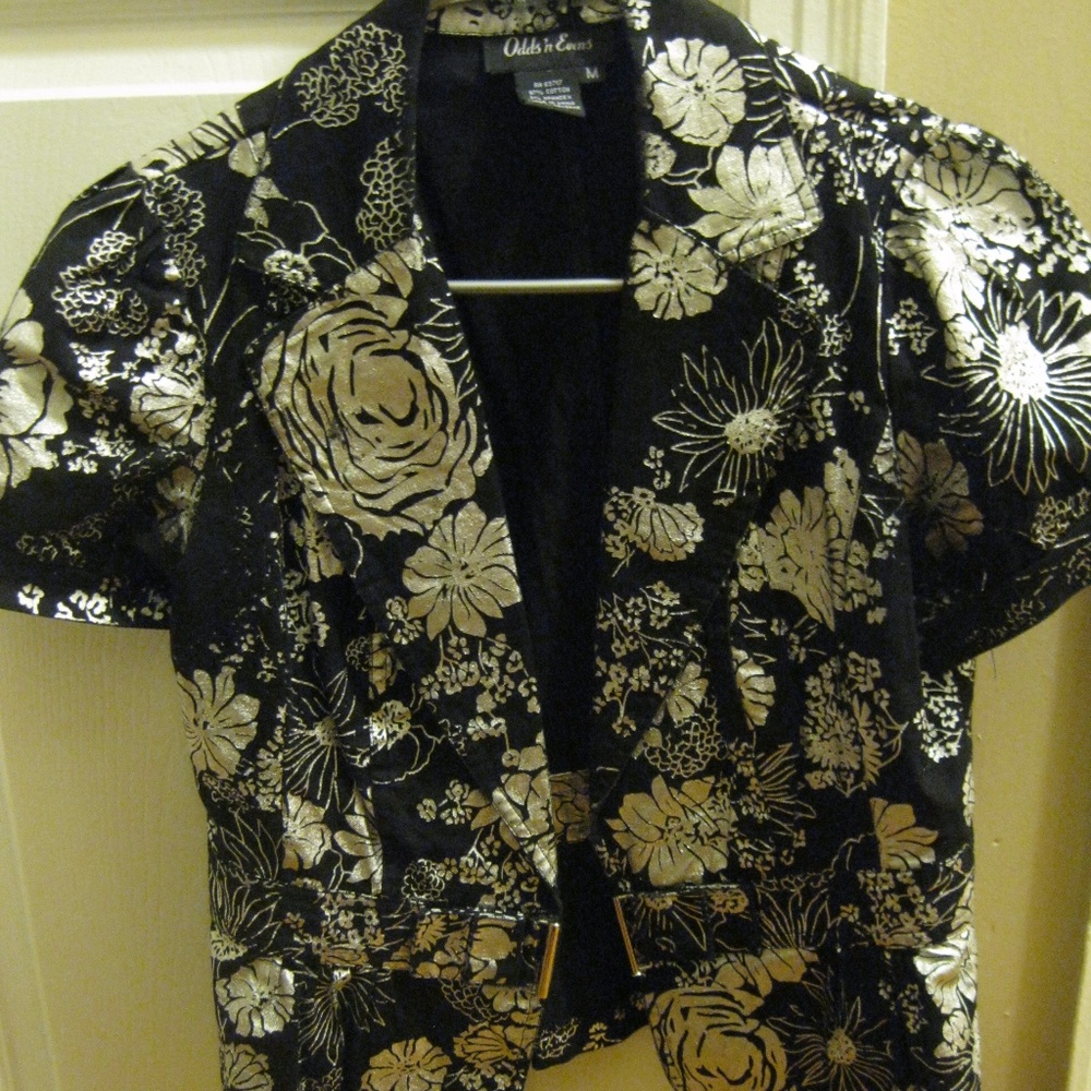 Black and white Blazer