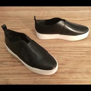 VINCE Wallace Leather Platform Sneakers