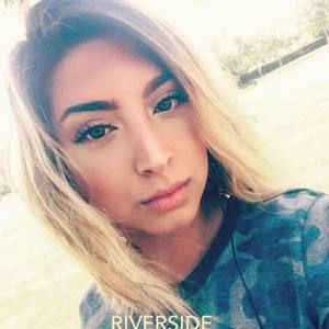 Meet your Posher, Alecia