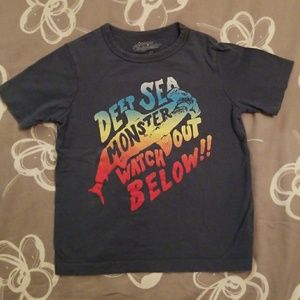 Boys Shark T Shirt 🦈