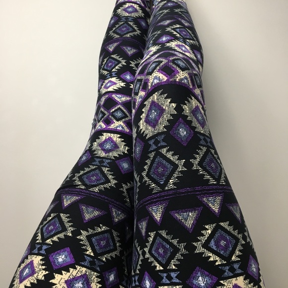 LuLaRoe Pants - LuLaRoe TC Leggings Purple Aztec