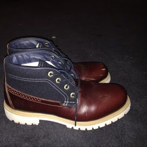 timberland chukka boots slightly worn