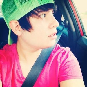 Meet your Posher, Will