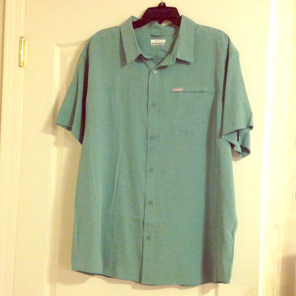 Columbia button down shirt