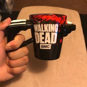 The Walking Dead “Daryl’s Crossbow” Coffee Mug