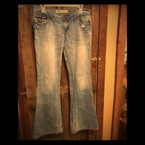 Holister jeans size 7 flare