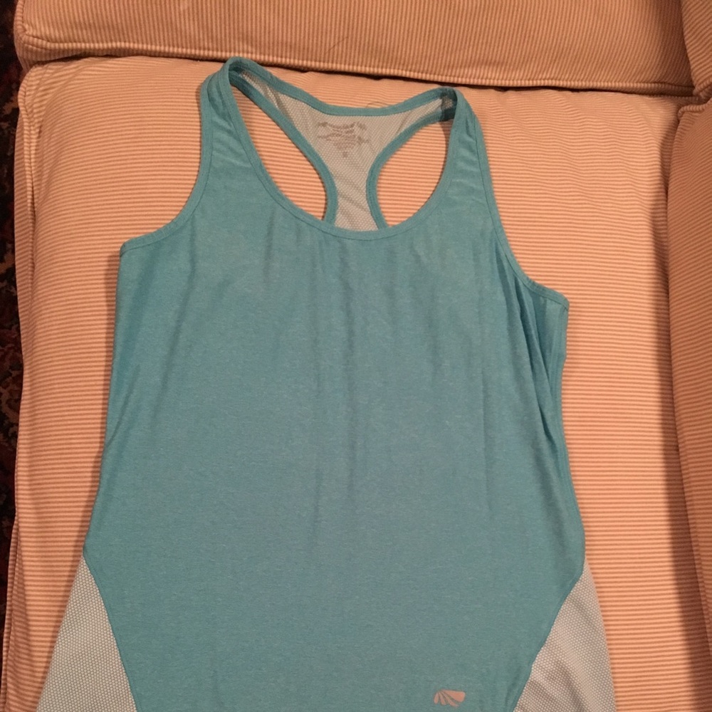 workout tank tops bundle (2)