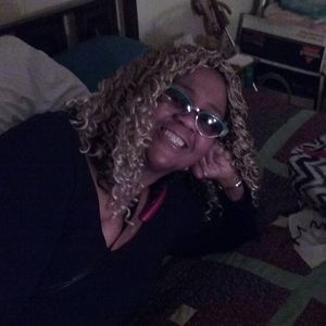 Meet your Posher, Sandra