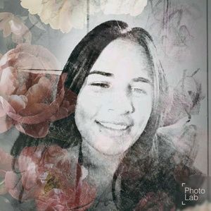 Meet your Posher, Taina