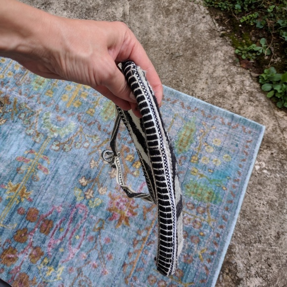 Handwoven Purse from Peru - Picture 4 of 6