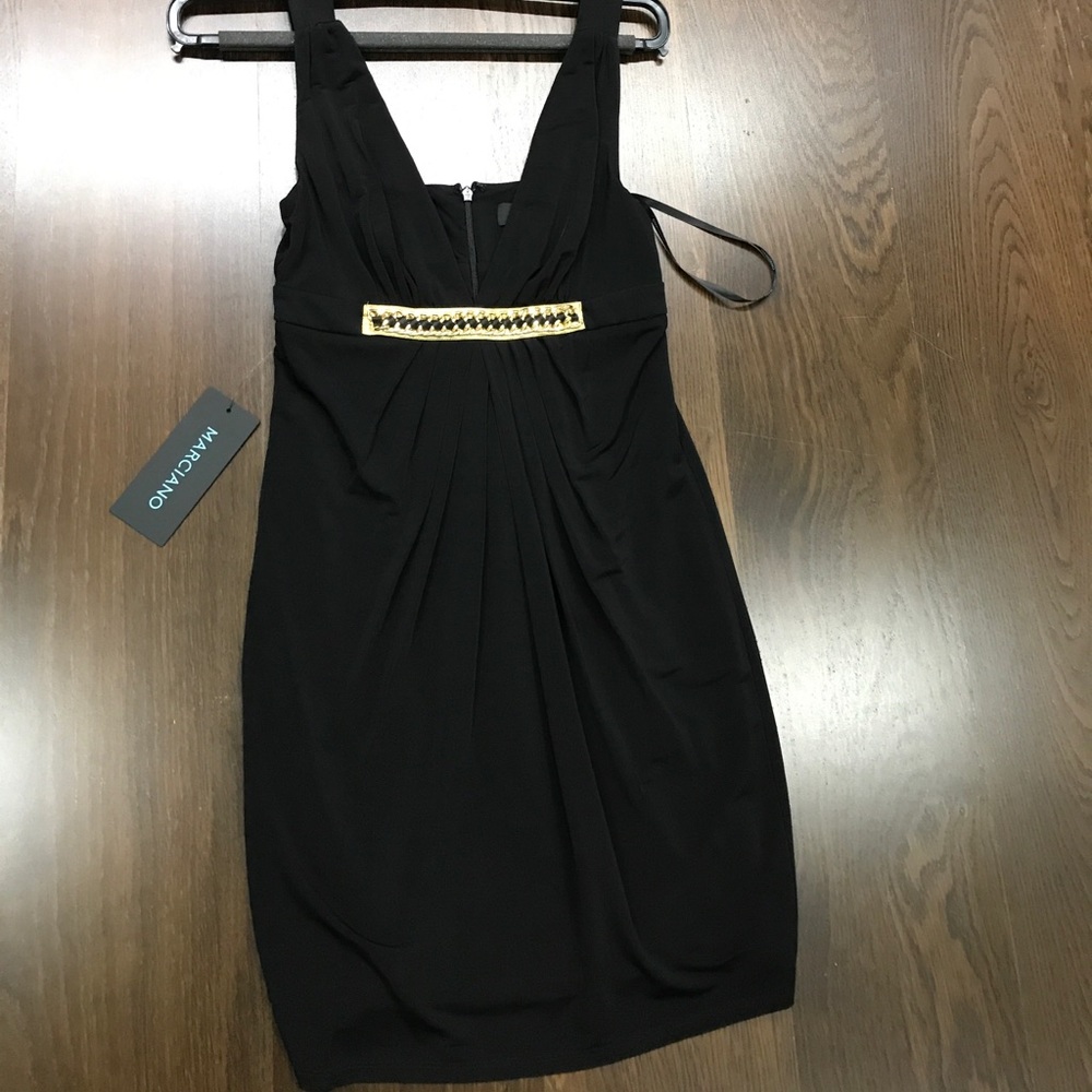 Dress - Picture 5 of 5