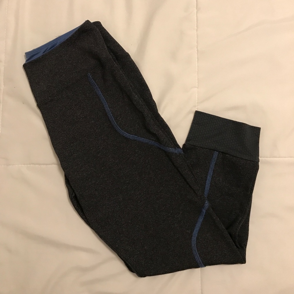 Capri Exercise Pants - Picture 3 of 7