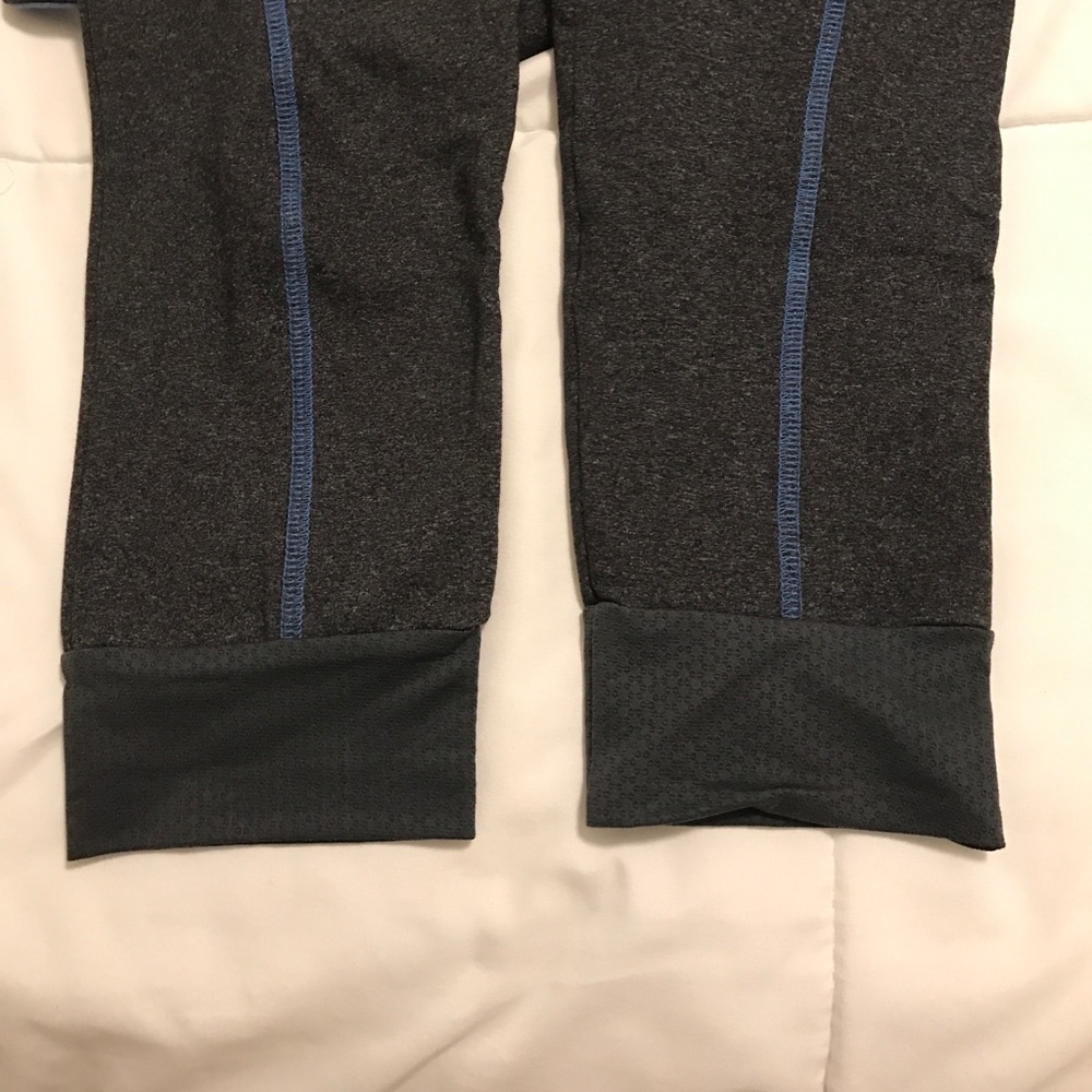 Capri Exercise Pants - Picture 6 of 7