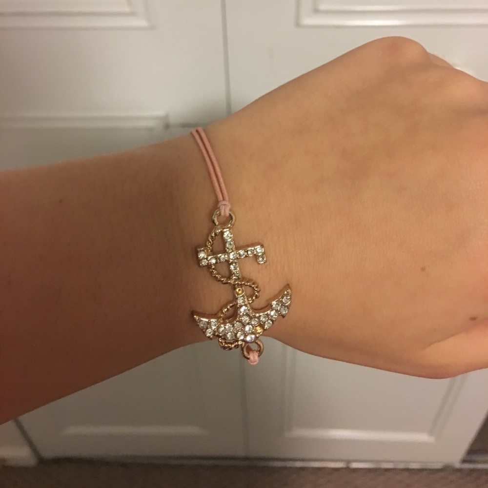 Sparkles anchor bracelet