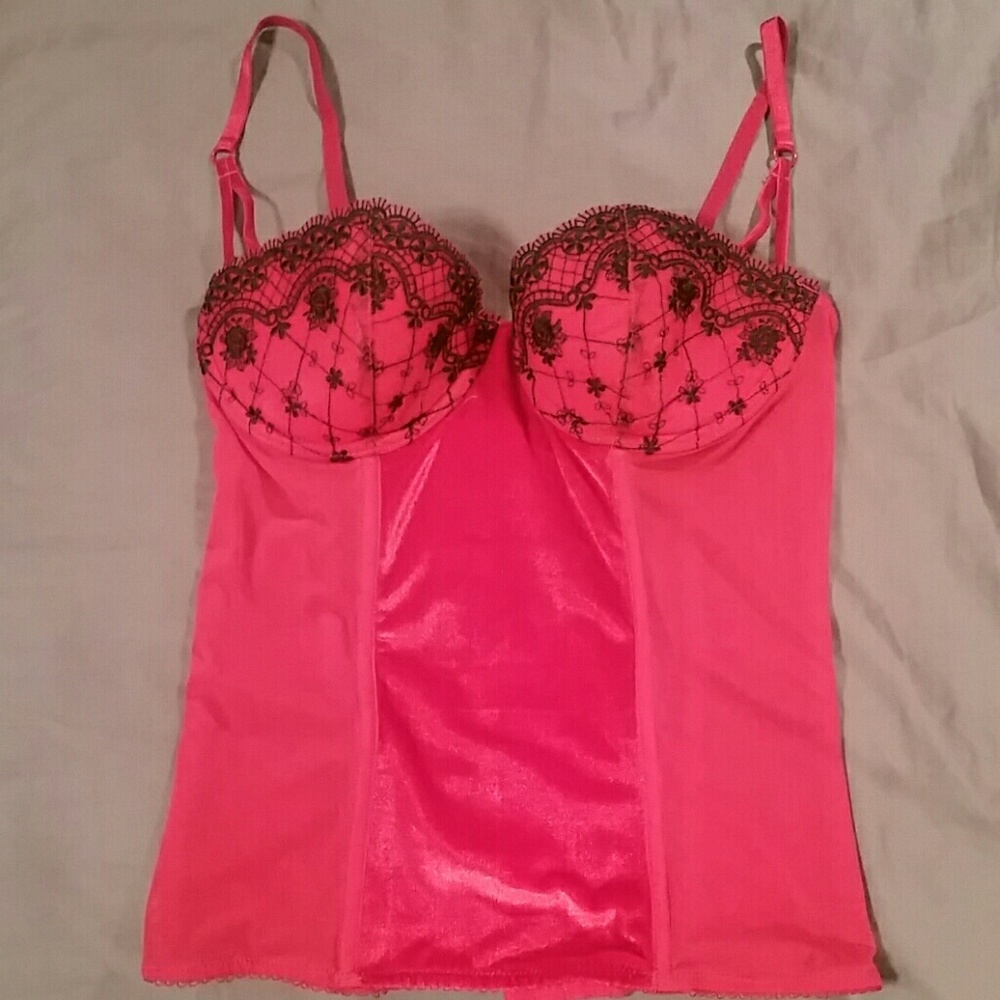 Red & Black corset ~ 36B