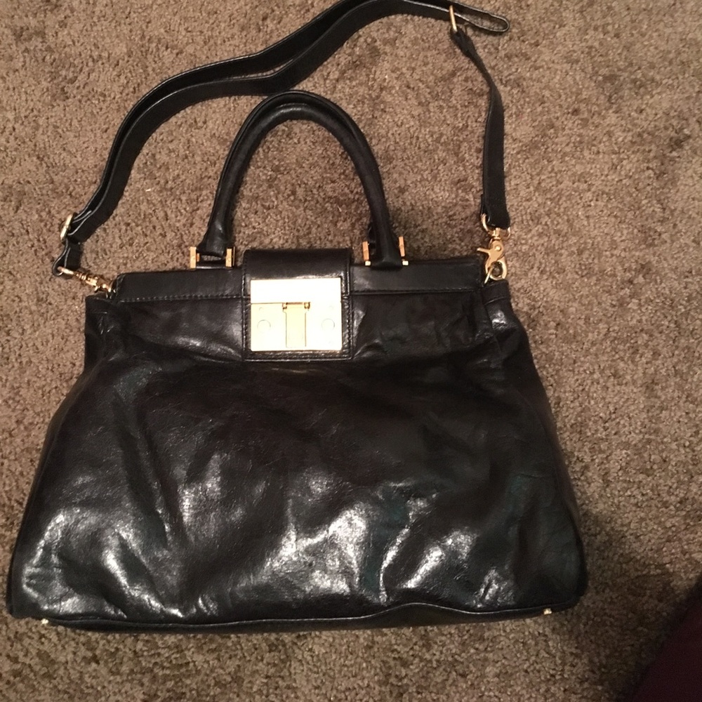 Tory burch