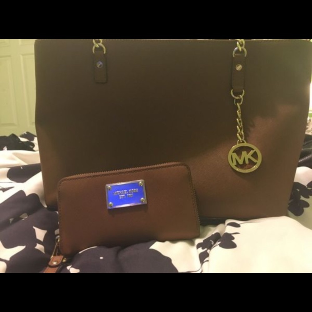 Michael Kors tote