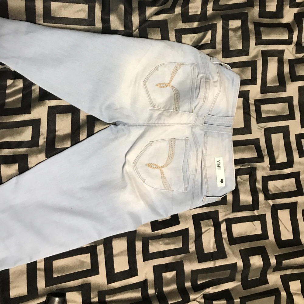 Jeans - Picture 3 of 3